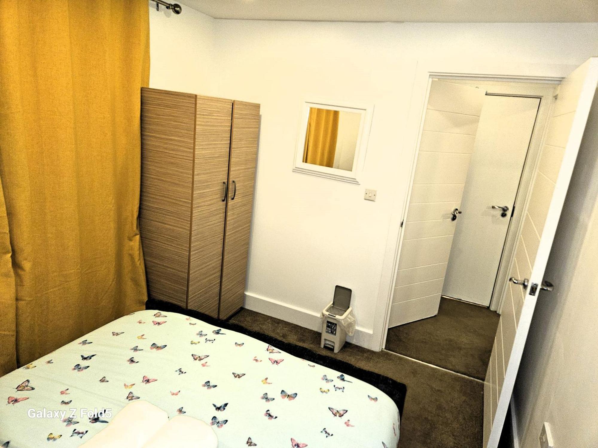 London Sleephouse Partying Is Not Allowed Pls Exteriér fotografie